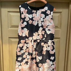 Red Valentino sleeveless dress.  Cute/Flattering fit